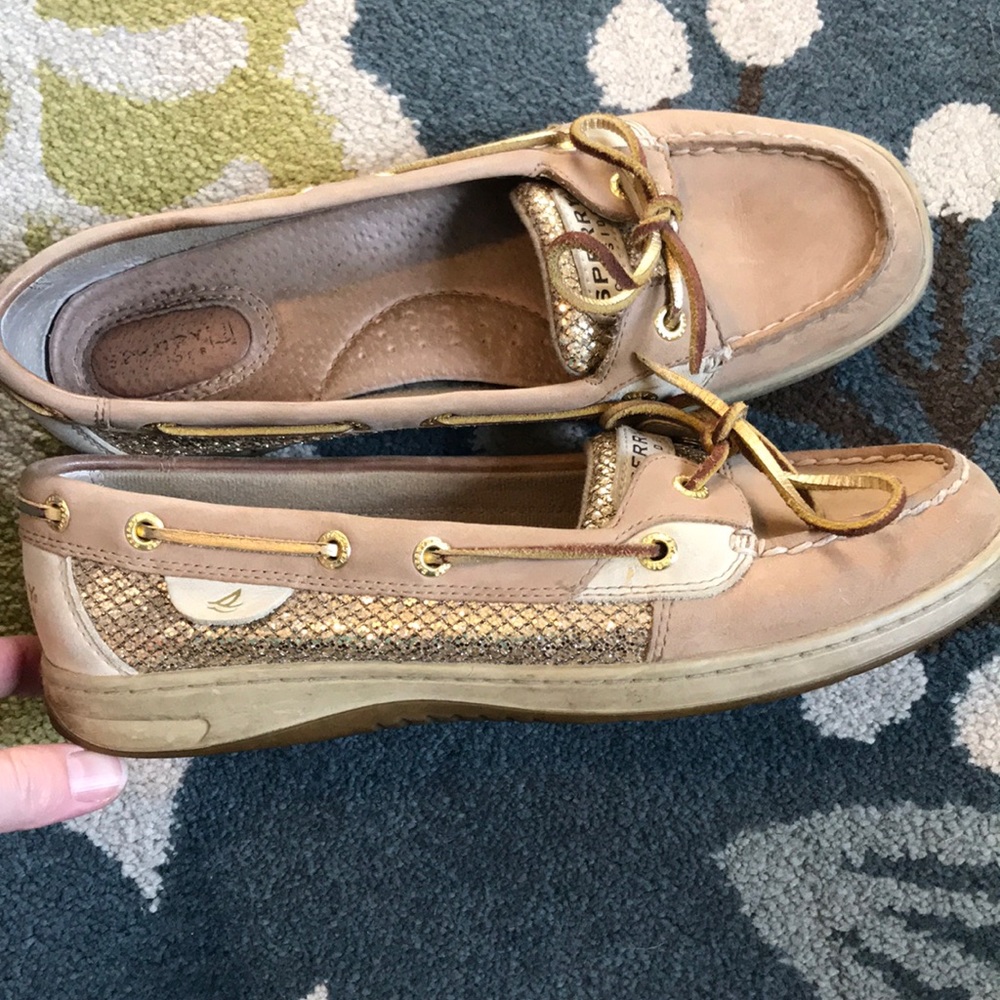 Sperry top sliders